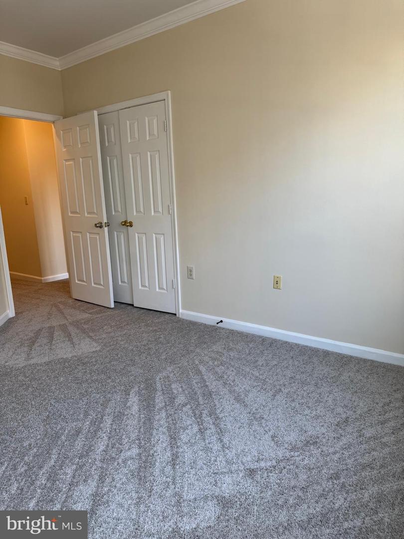 2109 HIGHCOURT LN #203, HERNDON, Virginia 20170, 2 Bedrooms Bedrooms, ,2 BathroomsBathrooms,Residential,For sale,2109 HIGHCOURT LN #203,VAFX2233206 MLS # VAFX2233206