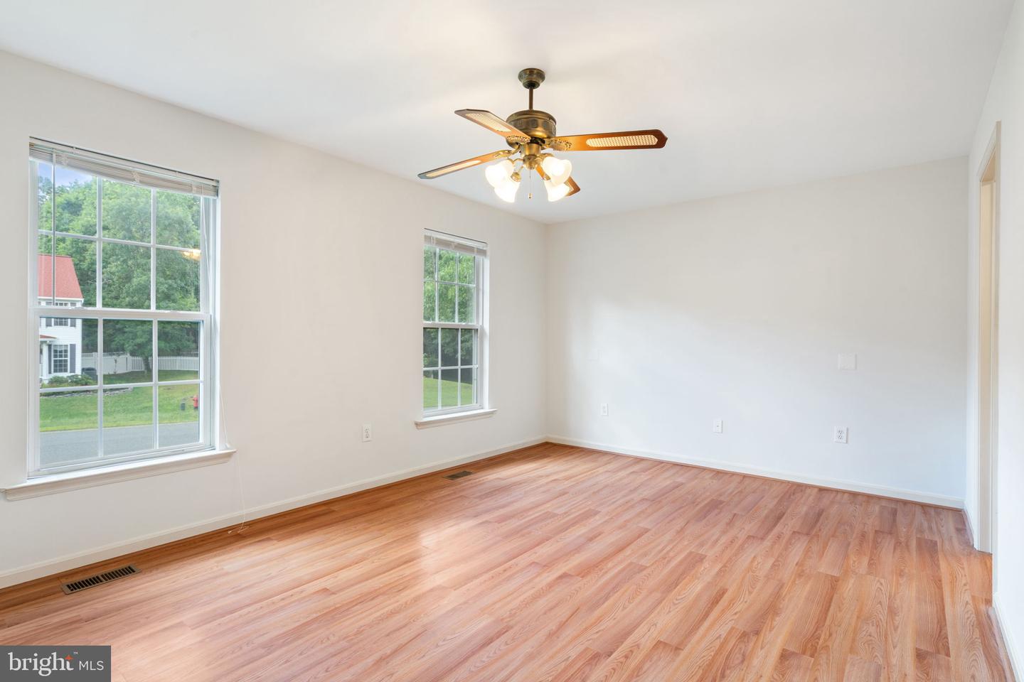 4117 DARTMOOR CT, FREDERICKSBURG, Virginia 22408, 4 Bedrooms Bedrooms, ,3 BathroomsBathrooms,Residential,For sale,4117 DARTMOOR CT,VASP2032196 MLS # VASP2032196