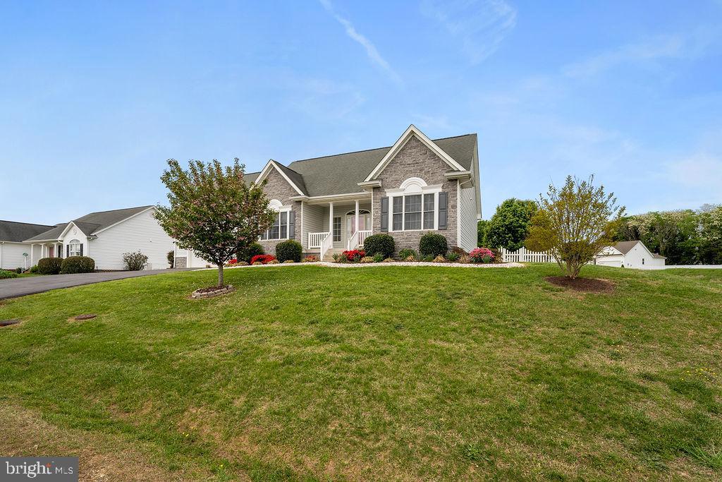172 MEADOW LN, BOWLING GREEN, Virginia 22427, 3 Bedrooms Bedrooms, ,2 BathroomsBathrooms,Residential,For sale,172 MEADOW LN,VACV2008032 MLS # VACV2008032