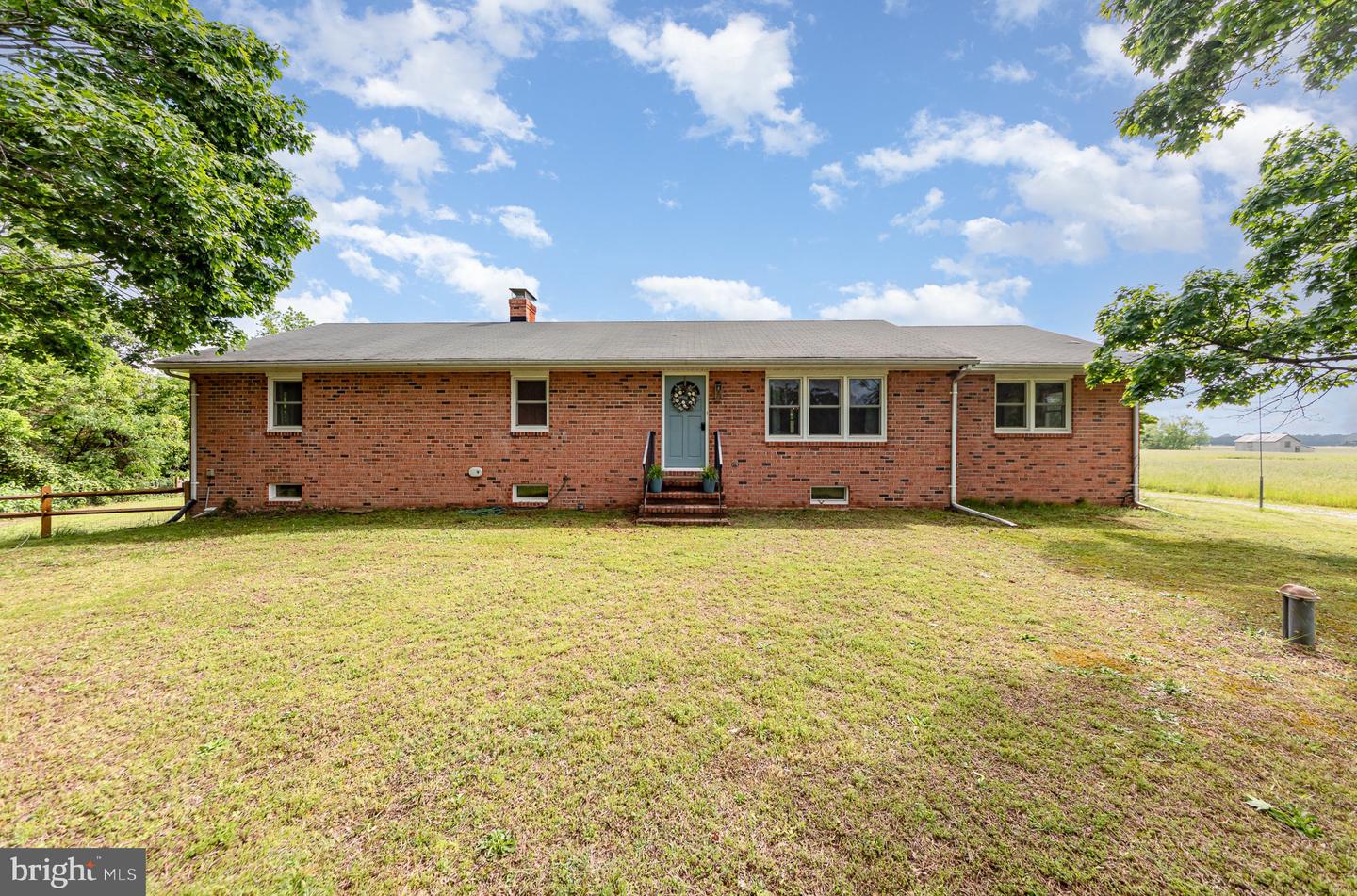 24065 KINGS, WARSAW, Virginia 22572, 3 Bedrooms Bedrooms, 6 Rooms Rooms,2 BathroomsBathrooms,Residential,For sale,24065 KINGS,VAWE2008782 MLS # VAWE2008782