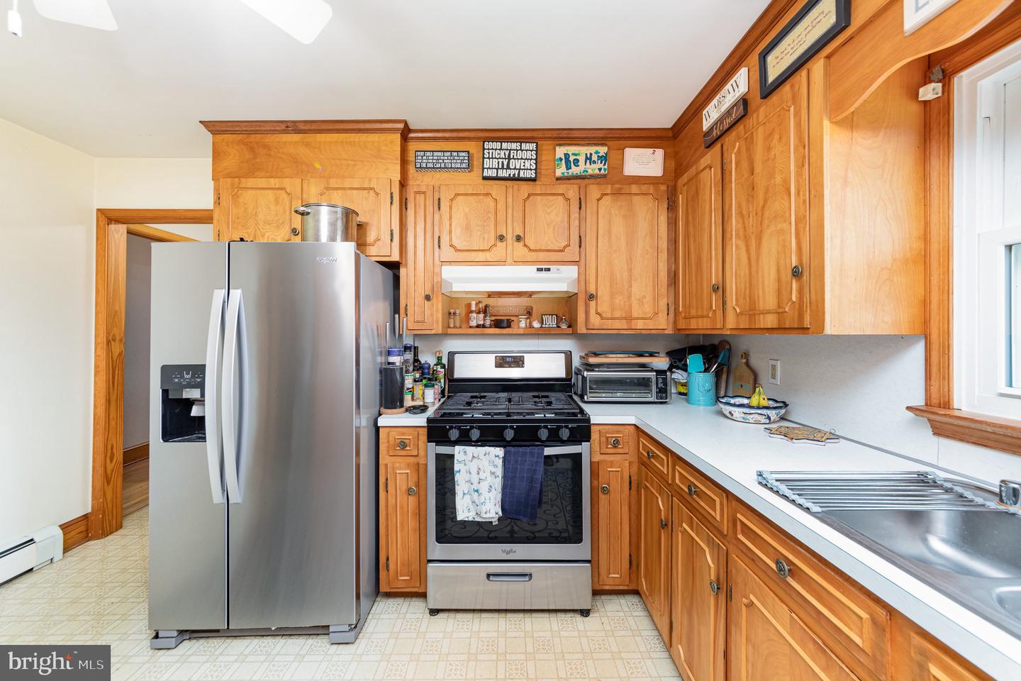 24065 KINGS, WARSAW, Virginia 22572, 3 Bedrooms Bedrooms, 6 Rooms Rooms,2 BathroomsBathrooms,Residential,For sale,24065 KINGS,VAWE2008782 MLS # VAWE2008782