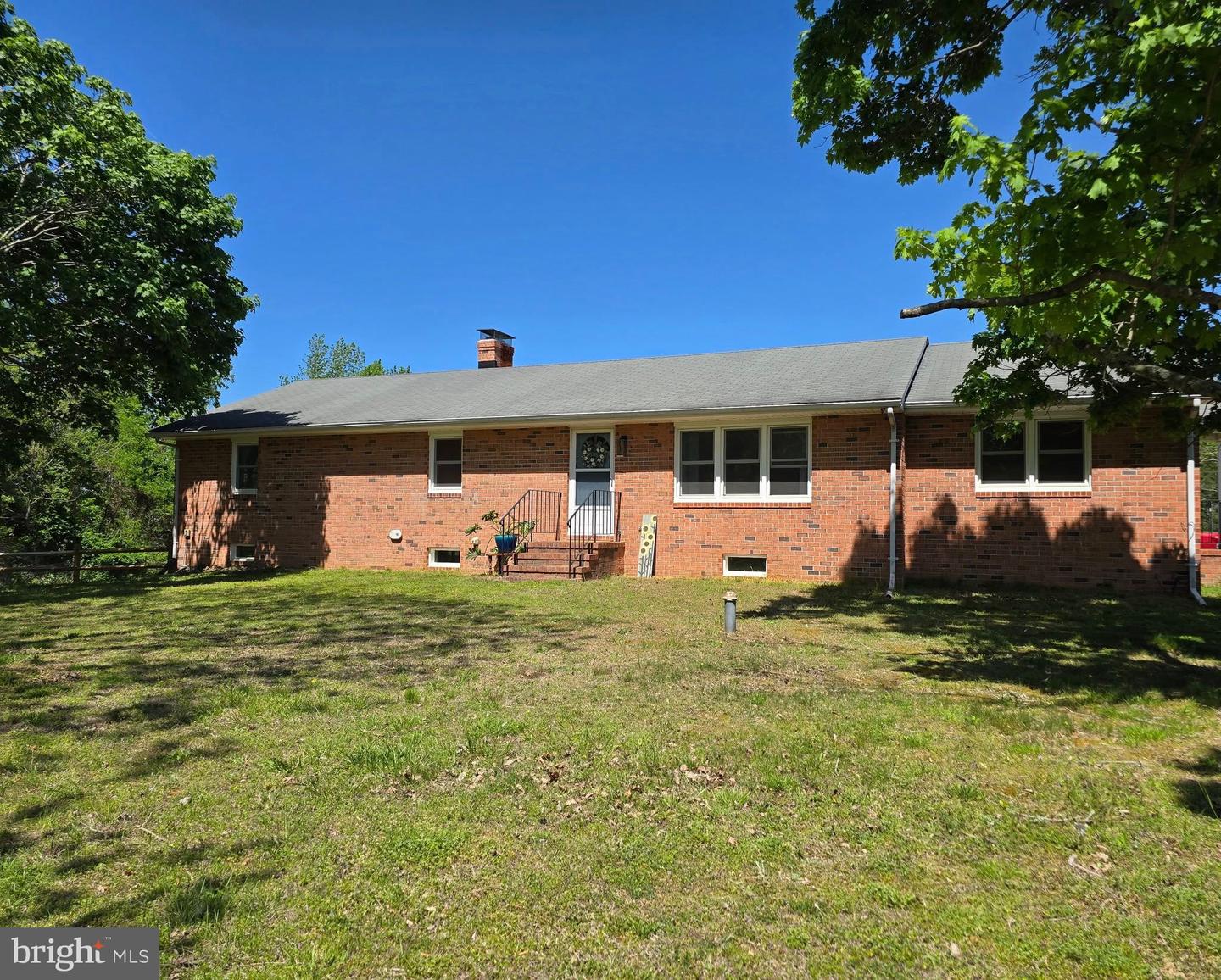 24065 KINGS, WARSAW, Virginia 22572, 3 Bedrooms Bedrooms, 6 Rooms Rooms,2 BathroomsBathrooms,Residential,For sale,24065 KINGS,VAWE2008782 MLS # VAWE2008782