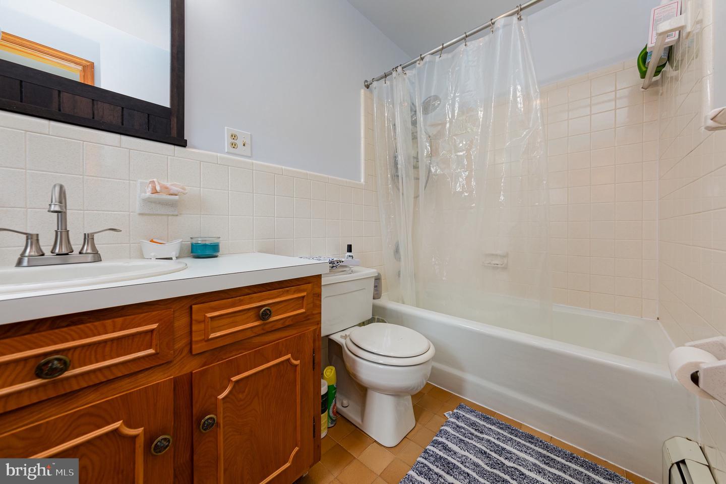 24065 KINGS, WARSAW, Virginia 22572, 3 Bedrooms Bedrooms, 6 Rooms Rooms,2 BathroomsBathrooms,Residential,For sale,24065 KINGS,VAWE2008782 MLS # VAWE2008782
