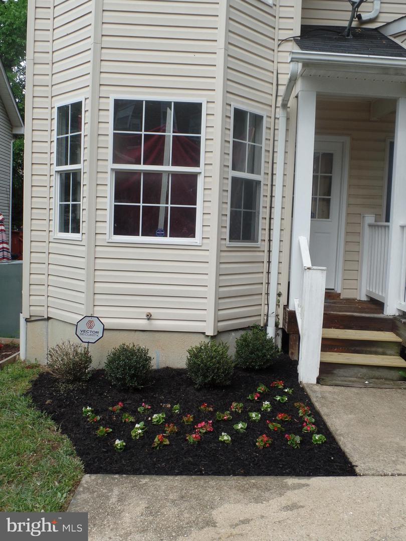 1748 GALEN ST SE, WASHINGTON, District Of Columbia 20020, 3 Bedrooms Bedrooms, ,2 BathroomsBathrooms,Residential,For sale,1748 GALEN ST SE,DCDC2199516 MLS # DCDC2199516