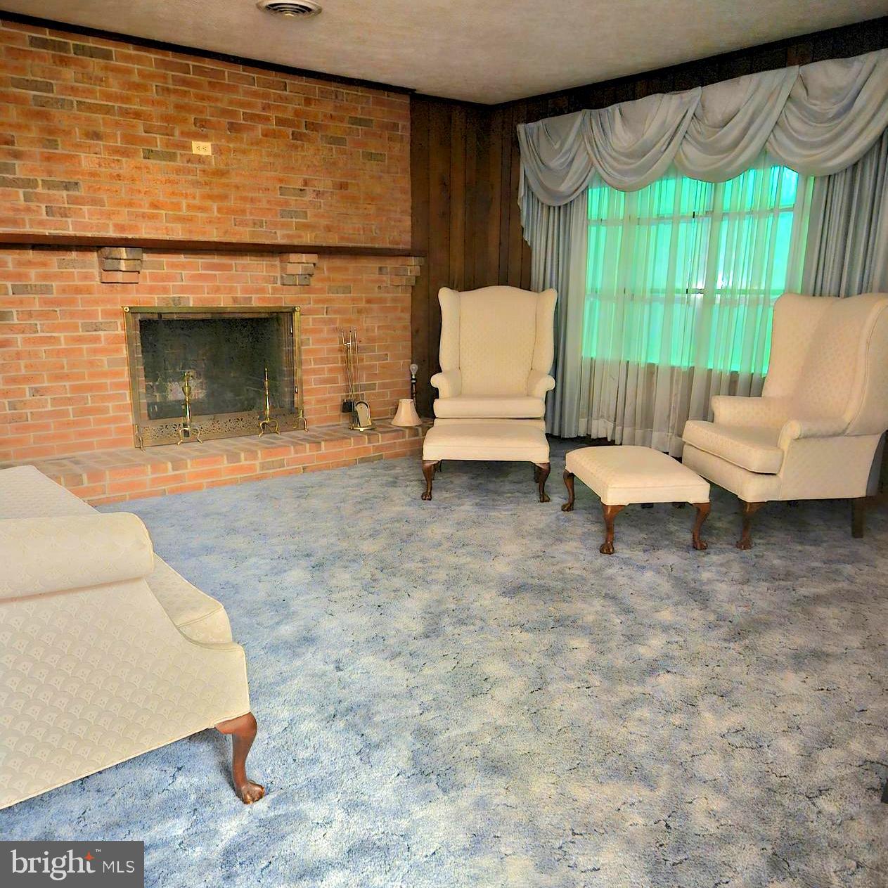671 FOX DR, WINCHESTER, Virginia 22603, 3 Bedrooms Bedrooms, ,1 BathroomBathrooms,Residential,For sale,671 FOX DR,VAFV2034094 MLS # VAFV2034094