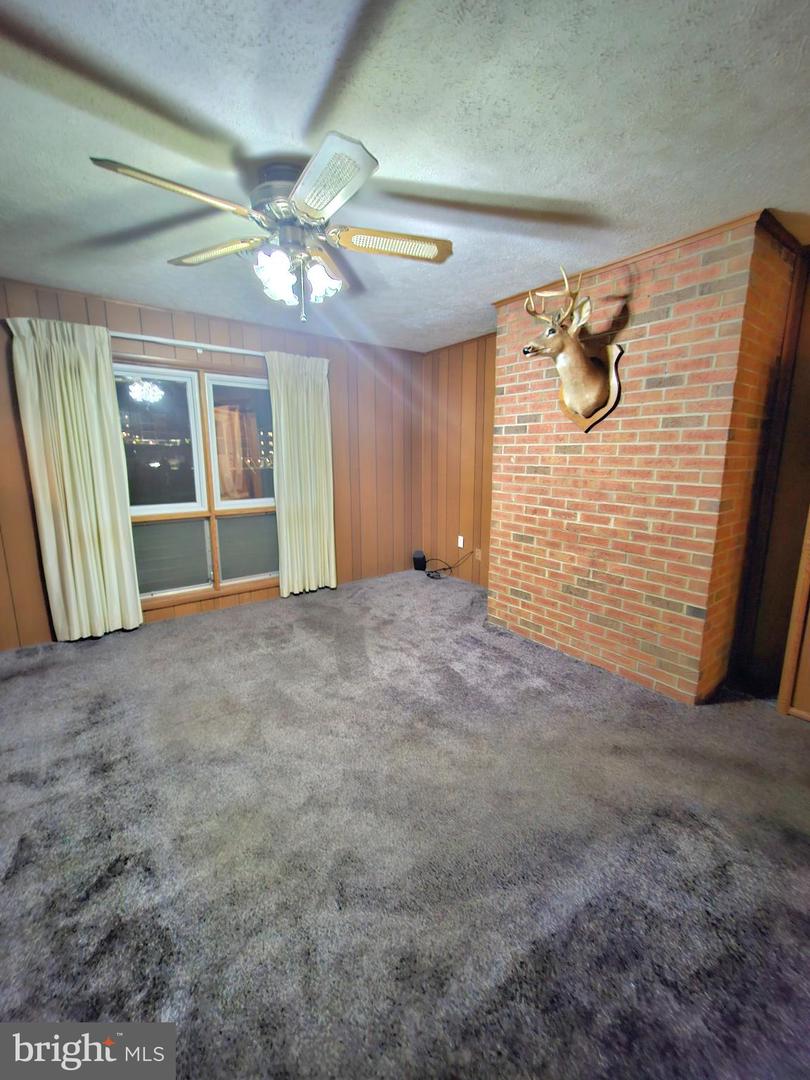 671 FOX DR, WINCHESTER, Virginia 22603, 3 Bedrooms Bedrooms, ,1 BathroomBathrooms,Residential,For sale,671 FOX DR,VAFV2034094 MLS # VAFV2034094