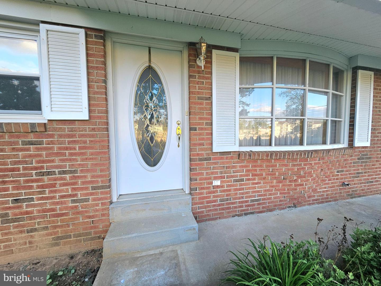 671 FOX DR, WINCHESTER, Virginia 22603, 3 Bedrooms Bedrooms, ,1 BathroomBathrooms,Residential,For sale,671 FOX DR,VAFV2034094 MLS # VAFV2034094