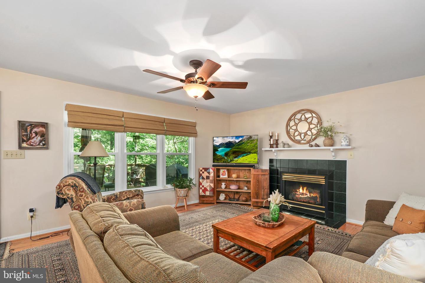 7 FRANTZ CT, FREDERICKSBURG, Virginia 22405, 4 Bedrooms Bedrooms, ,3 BathroomsBathrooms,Residential,For sale,7 FRANTZ CT,VAST2038920 MLS # VAST2038920