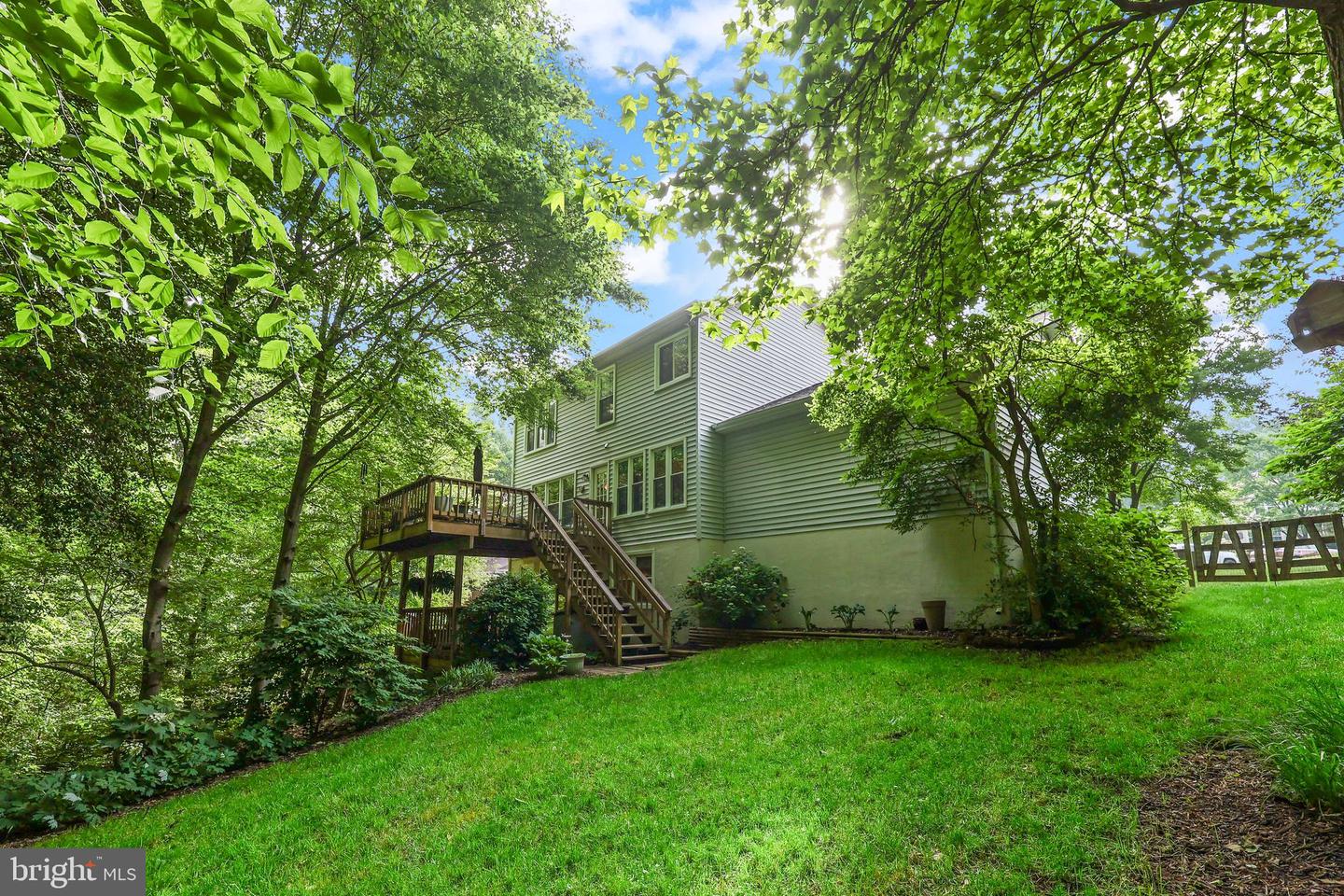 7 FRANTZ CT, FREDERICKSBURG, Virginia 22405, 4 Bedrooms Bedrooms, ,3 BathroomsBathrooms,Residential,For sale,7 FRANTZ CT,VAST2038920 MLS # VAST2038920