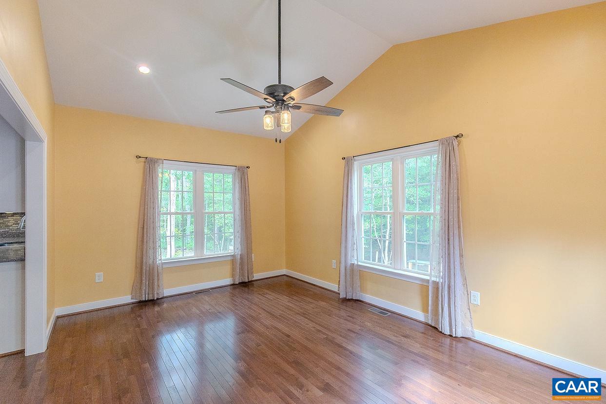 5001 HUNTERS MEADOW PL, RICHMOND, Virginia 23231, 3 Bedrooms Bedrooms, ,2 BathroomsBathrooms,Residential,For sale,5001 HUNTERS MEADOW PL,664641 MLS # 664641