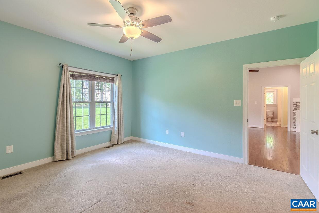 5001 HUNTERS MEADOW PL, RICHMOND, Virginia 23231, 3 Bedrooms Bedrooms, ,2 BathroomsBathrooms,Residential,For sale,5001 HUNTERS MEADOW PL,664641 MLS # 664641