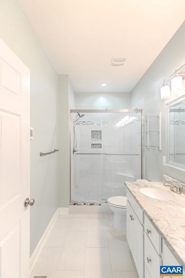 5001 HUNTERS MEADOW PL, RICHMOND, Virginia 23231, 3 Bedrooms Bedrooms, ,2 BathroomsBathrooms,Residential,For sale,5001 HUNTERS MEADOW PL,664641 MLS # 664641
