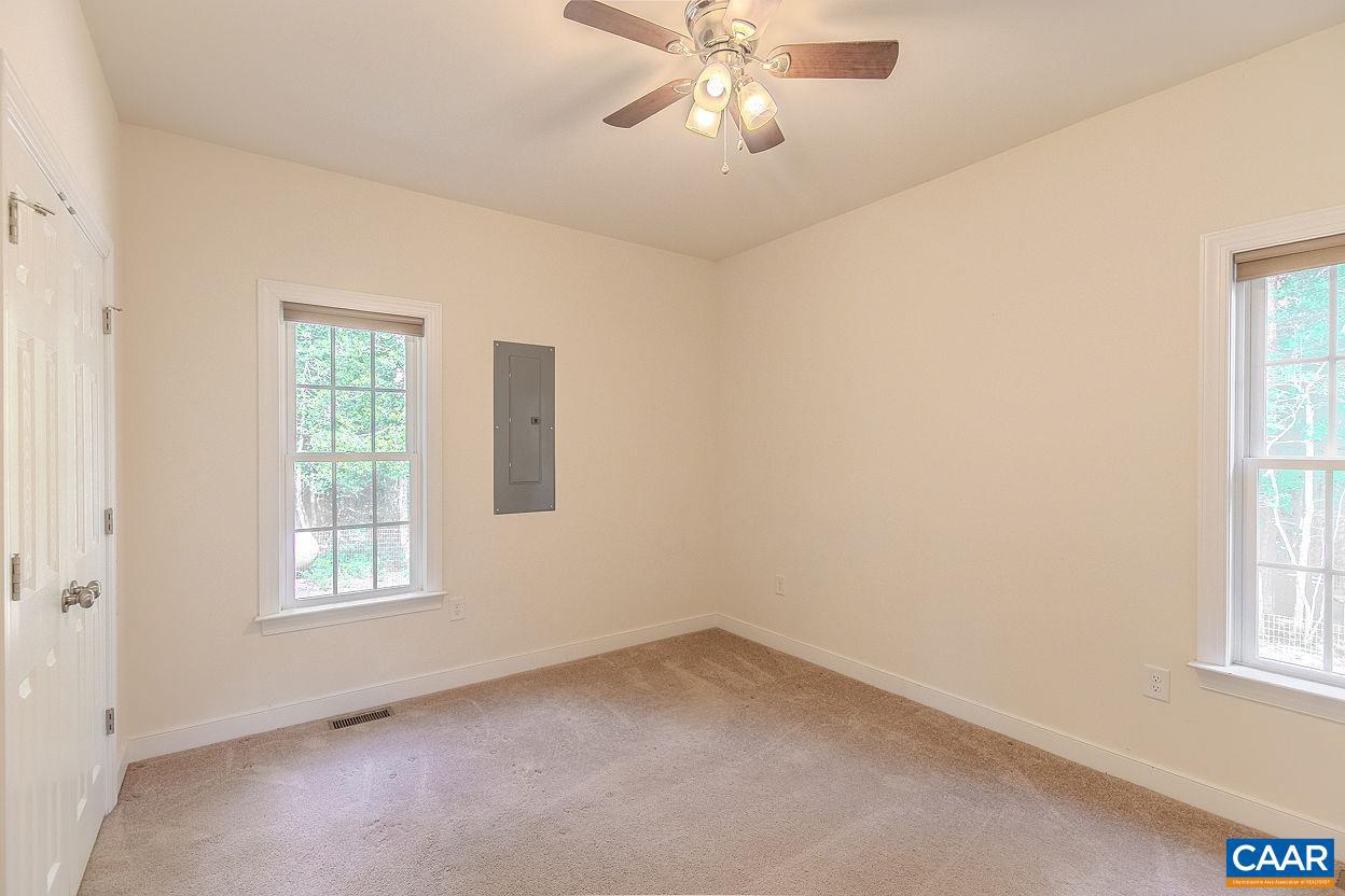 5001 HUNTERS MEADOW PL, RICHMOND, Virginia 23231, 3 Bedrooms Bedrooms, ,2 BathroomsBathrooms,Residential,For sale,5001 HUNTERS MEADOW PL,664641 MLS # 664641