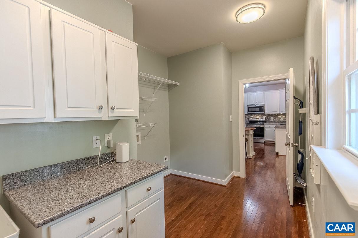 5001 HUNTERS MEADOW PL, RICHMOND, Virginia 23231, 3 Bedrooms Bedrooms, ,2 BathroomsBathrooms,Residential,For sale,5001 HUNTERS MEADOW PL,664641 MLS # 664641