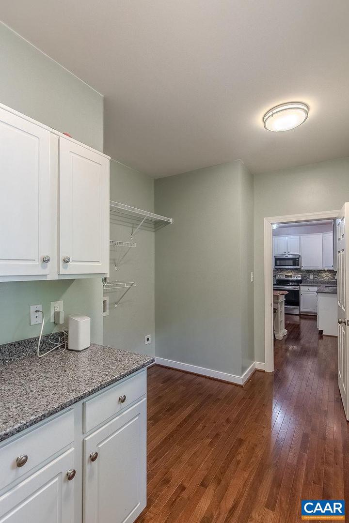 5001 HUNTERS MEADOW PL, RICHMOND, Virginia 23231, 3 Bedrooms Bedrooms, ,2 BathroomsBathrooms,Residential,For sale,5001 HUNTERS MEADOW PL,664641 MLS # 664641