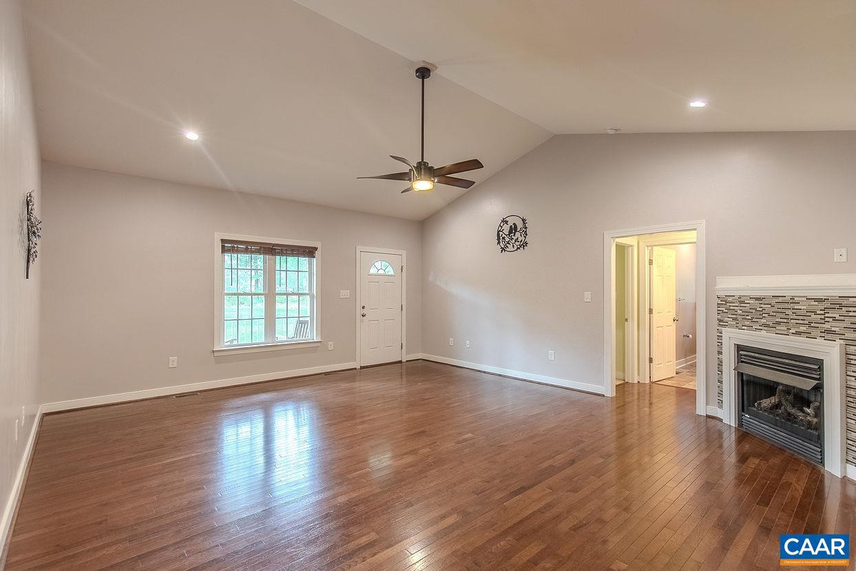 5001 HUNTERS MEADOW PL, RICHMOND, Virginia 23231, 3 Bedrooms Bedrooms, ,2 BathroomsBathrooms,Residential,For sale,5001 HUNTERS MEADOW PL,664641 MLS # 664641