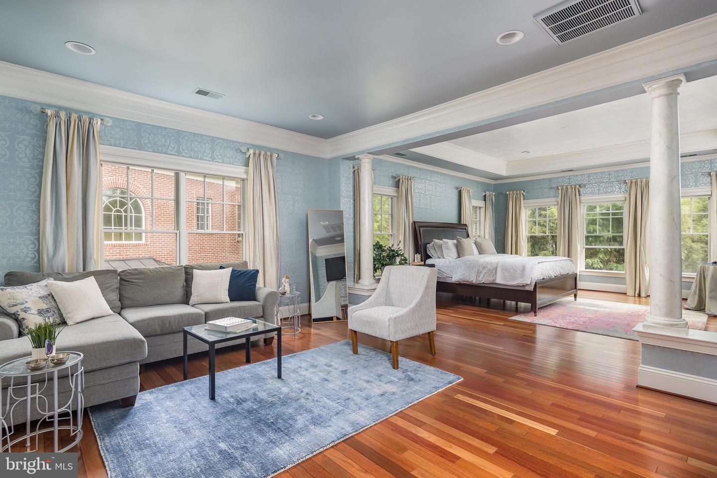 2153 ROYAL LODGE DR, FALLS CHURCH, Virginia 22043, 5 Bedrooms Bedrooms, 15 Rooms Rooms,4 BathroomsBathrooms,Residential,For sale,2153 ROYAL LODGE DR,VAFX2241712 MLS # VAFX2241712
