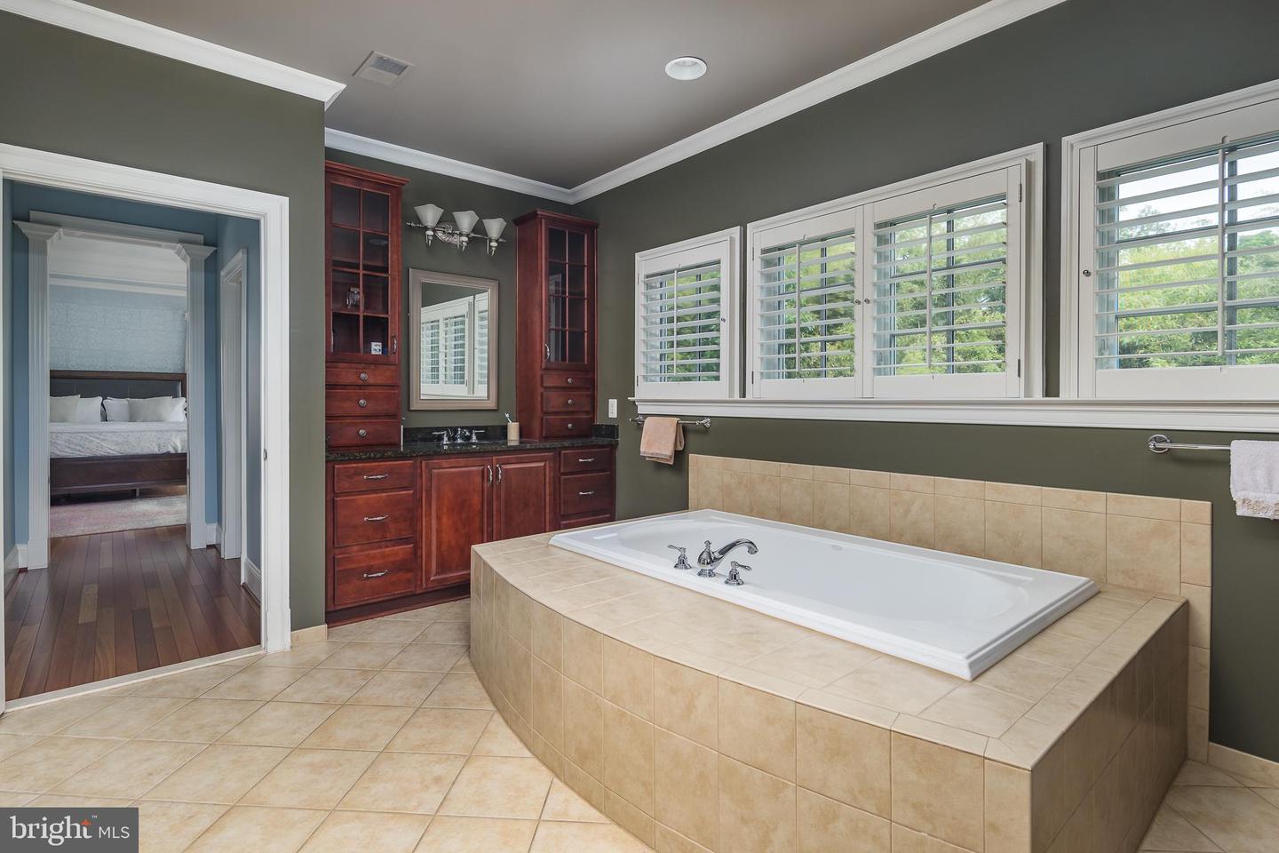 2153 ROYAL LODGE DR, FALLS CHURCH, Virginia 22043, 5 Bedrooms Bedrooms, 15 Rooms Rooms,4 BathroomsBathrooms,Residential,For sale,2153 ROYAL LODGE DR,VAFX2241712 MLS # VAFX2241712