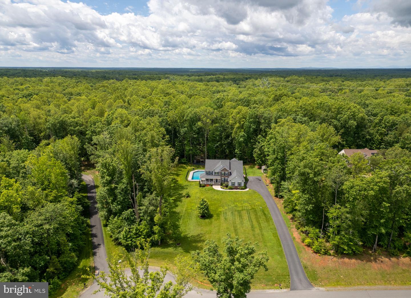 101 RICHWOOD CV, FREDERICKSBURG, Virginia 22406, 4 Bedrooms Bedrooms, ,4 BathroomsBathrooms,Residential,For sale,101 RICHWOOD CV,VAST2038962 MLS # VAST2038962
