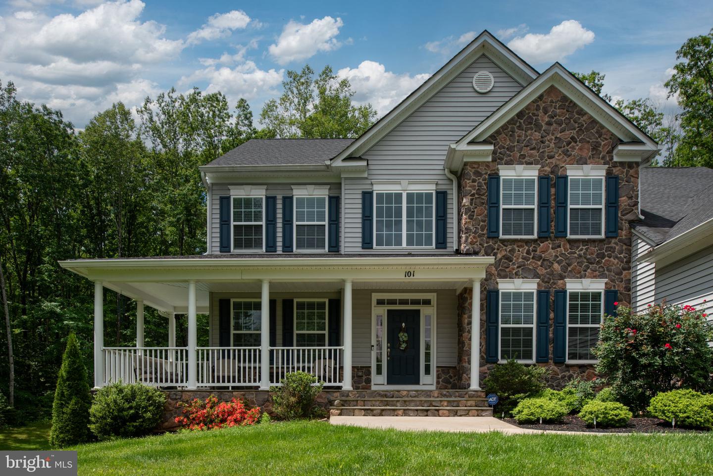 101 RICHWOOD CV, FREDERICKSBURG, Virginia 22406, 4 Bedrooms Bedrooms, ,4 BathroomsBathrooms,Residential,For sale,101 RICHWOOD CV,VAST2038962 MLS # VAST2038962