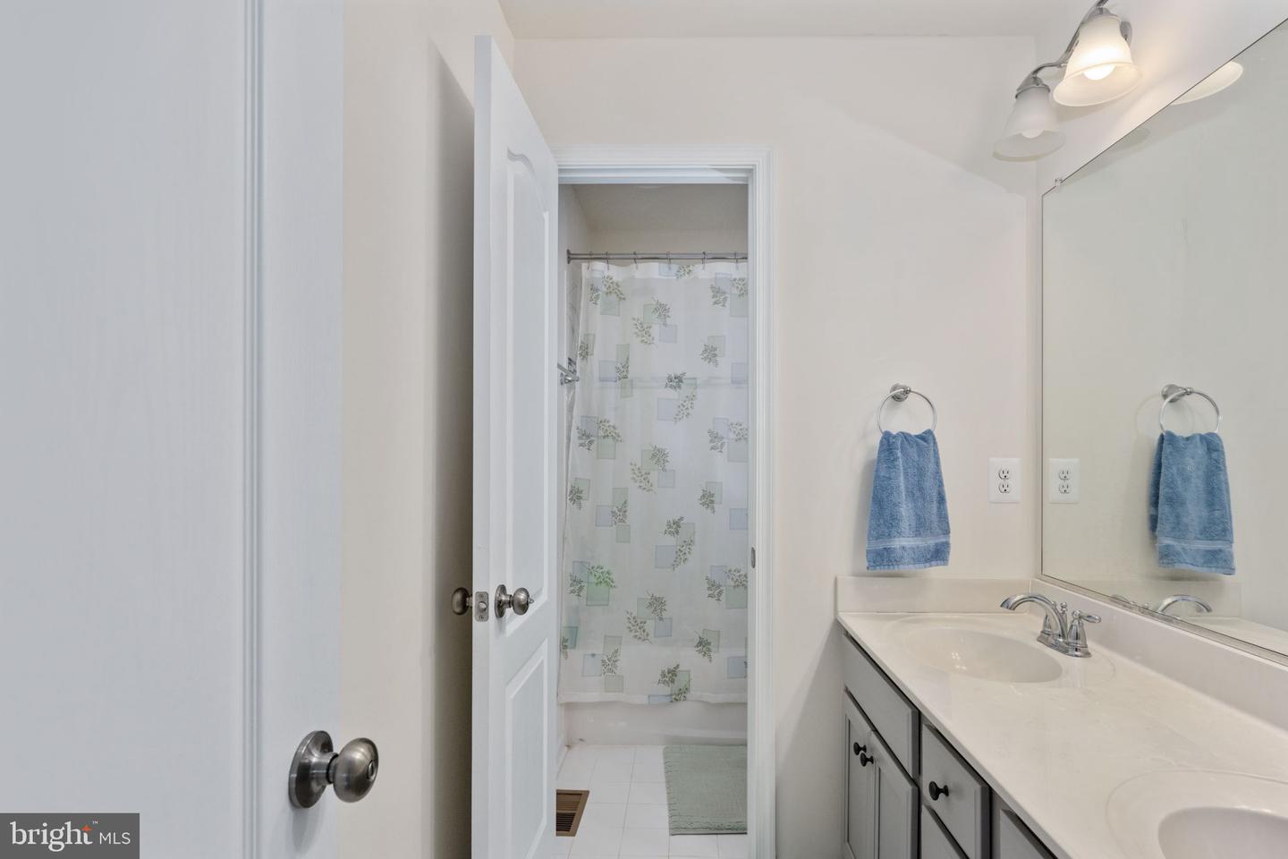 101 RICHWOOD CV, FREDERICKSBURG, Virginia 22406, 4 Bedrooms Bedrooms, ,4 BathroomsBathrooms,Residential,For sale,101 RICHWOOD CV,VAST2038962 MLS # VAST2038962