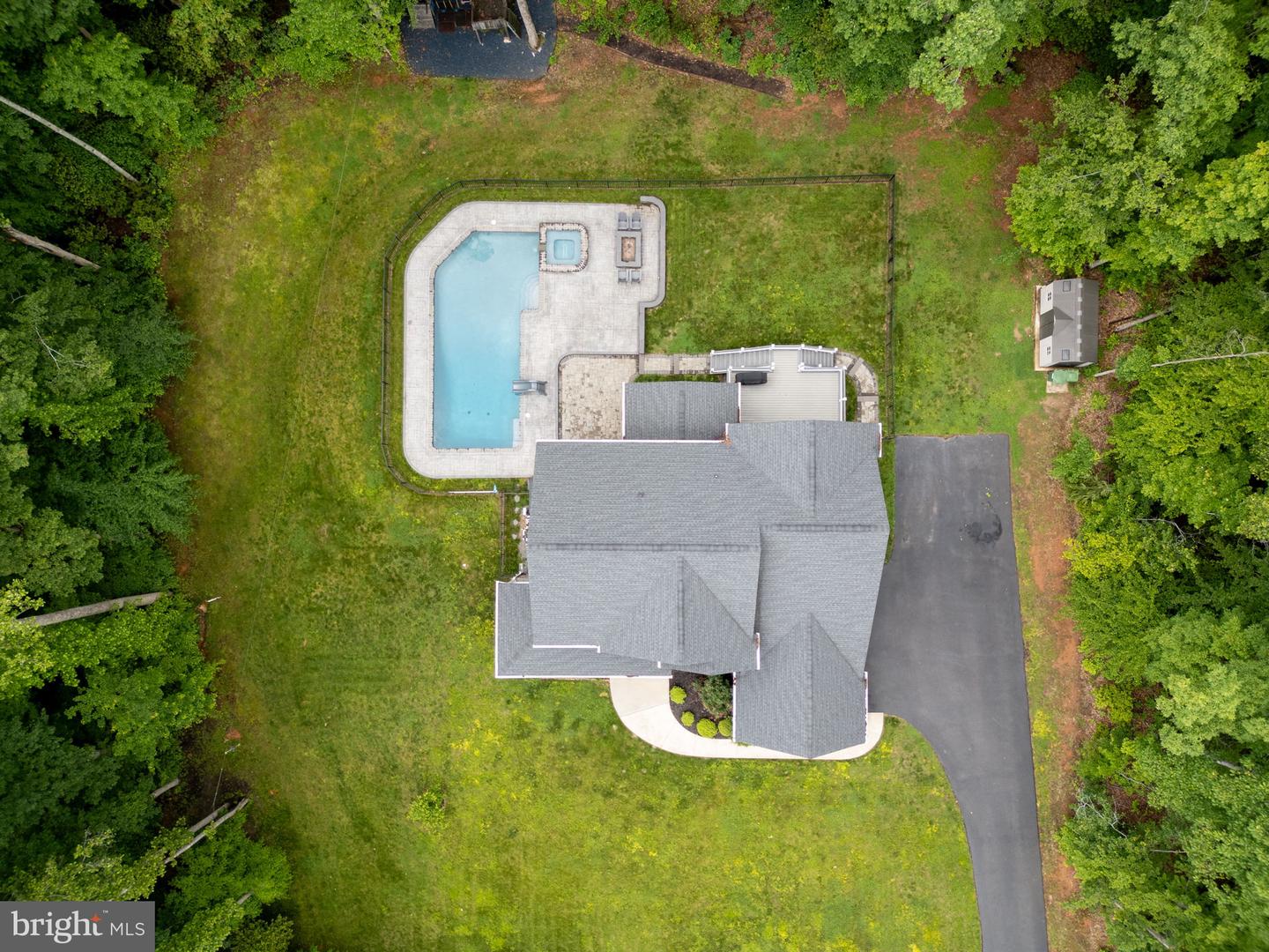 101 RICHWOOD CV, FREDERICKSBURG, Virginia 22406, 4 Bedrooms Bedrooms, ,4 BathroomsBathrooms,Residential,For sale,101 RICHWOOD CV,VAST2038962 MLS # VAST2038962