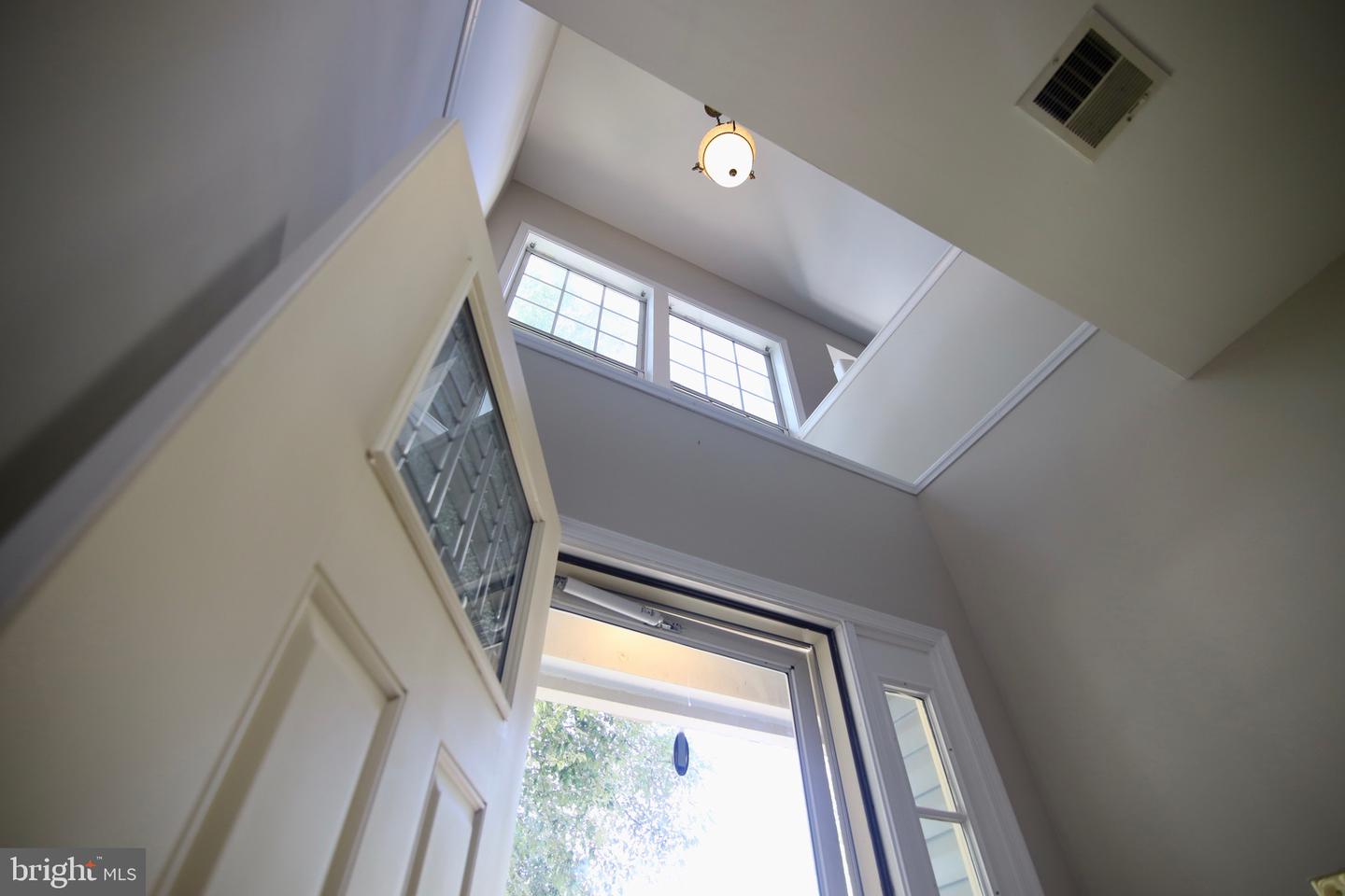 3983 CRESSIDA PL, WOODBRIDGE, Virginia 22192, 3 Bedrooms Bedrooms, ,2 BathroomsBathrooms,Residential,For sale,3983 CRESSIDA PL,VAPW2095016 MLS # VAPW2095016