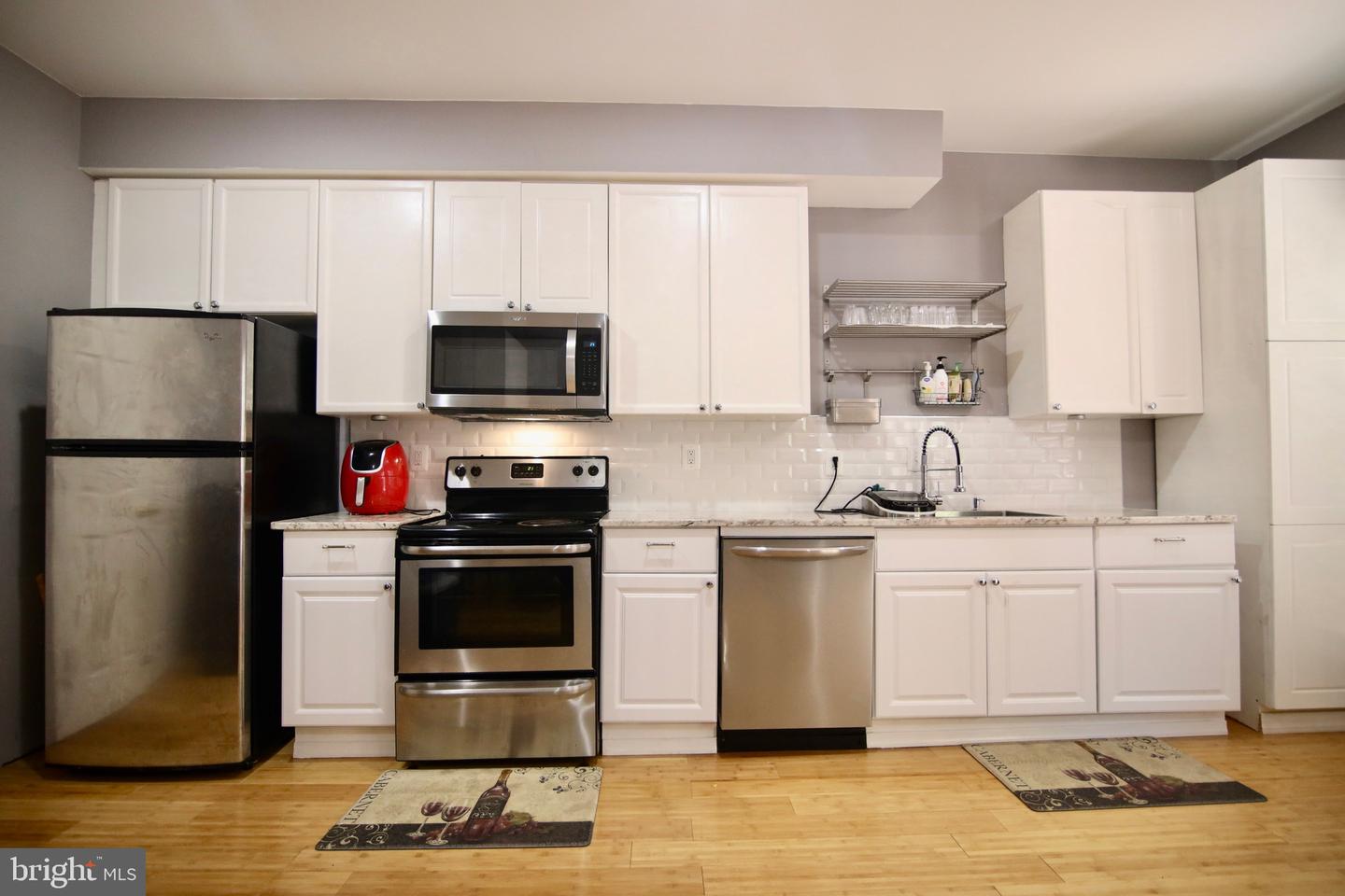 3983 CRESSIDA PL, WOODBRIDGE, Virginia 22192, 3 Bedrooms Bedrooms, ,2 BathroomsBathrooms,Residential,For sale,3983 CRESSIDA PL,VAPW2095016 MLS # VAPW2095016