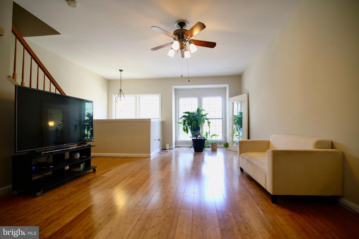 3983 CRESSIDA PL, WOODBRIDGE, Virginia 22192, 3 Bedrooms Bedrooms, ,2 BathroomsBathrooms,Residential,For sale,3983 CRESSIDA PL,VAPW2095016 MLS # VAPW2095016