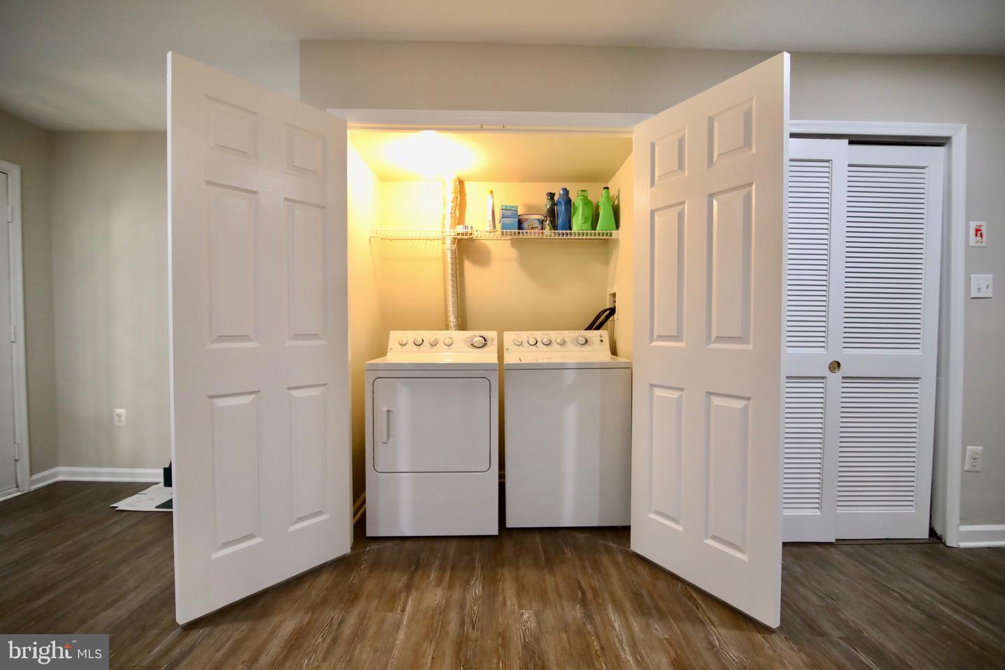 3983 CRESSIDA PL, WOODBRIDGE, Virginia 22192, 3 Bedrooms Bedrooms, ,2 BathroomsBathrooms,Residential,For sale,3983 CRESSIDA PL,VAPW2095016 MLS # VAPW2095016