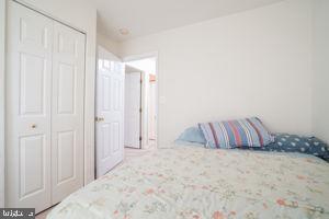 9071 FALCON GLEN CT, BRISTOW, Virginia 20136, 3 Bedrooms Bedrooms, ,2 BathroomsBathrooms,Residential,For sale,9071 FALCON GLEN CT,VAPW2095040 MLS # VAPW2095040