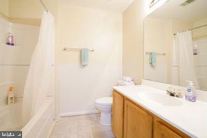 9071 FALCON GLEN CT, BRISTOW, Virginia 20136, 3 Bedrooms Bedrooms, ,2 BathroomsBathrooms,Residential,For sale,9071 FALCON GLEN CT,VAPW2095040 MLS # VAPW2095040