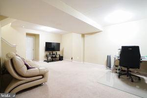9071 FALCON GLEN CT, BRISTOW, Virginia 20136, 3 Bedrooms Bedrooms, ,2 BathroomsBathrooms,Residential,For sale,9071 FALCON GLEN CT,VAPW2095040 MLS # VAPW2095040