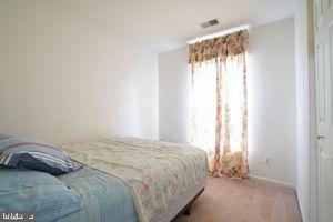 9071 FALCON GLEN CT, BRISTOW, Virginia 20136, 3 Bedrooms Bedrooms, ,2 BathroomsBathrooms,Residential,For sale,9071 FALCON GLEN CT,VAPW2095040 MLS # VAPW2095040