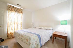 9071 FALCON GLEN CT, BRISTOW, Virginia 20136, 3 Bedrooms Bedrooms, ,2 BathroomsBathrooms,Residential,For sale,9071 FALCON GLEN CT,VAPW2095040 MLS # VAPW2095040