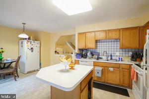 9071 FALCON GLEN CT, BRISTOW, Virginia 20136, 3 Bedrooms Bedrooms, ,2 BathroomsBathrooms,Residential,For sale,9071 FALCON GLEN CT,VAPW2095040 MLS # VAPW2095040
