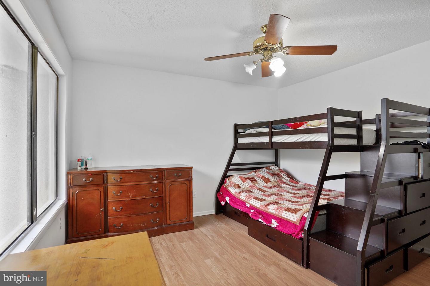 2412 SOUTHGATE SQ, RESTON, Virginia 20191, 3 Bedrooms Bedrooms, ,3 BathroomsBathrooms,Residential,For sale,2412 SOUTHGATE SQ,VAFX2241870 MLS # VAFX2241870