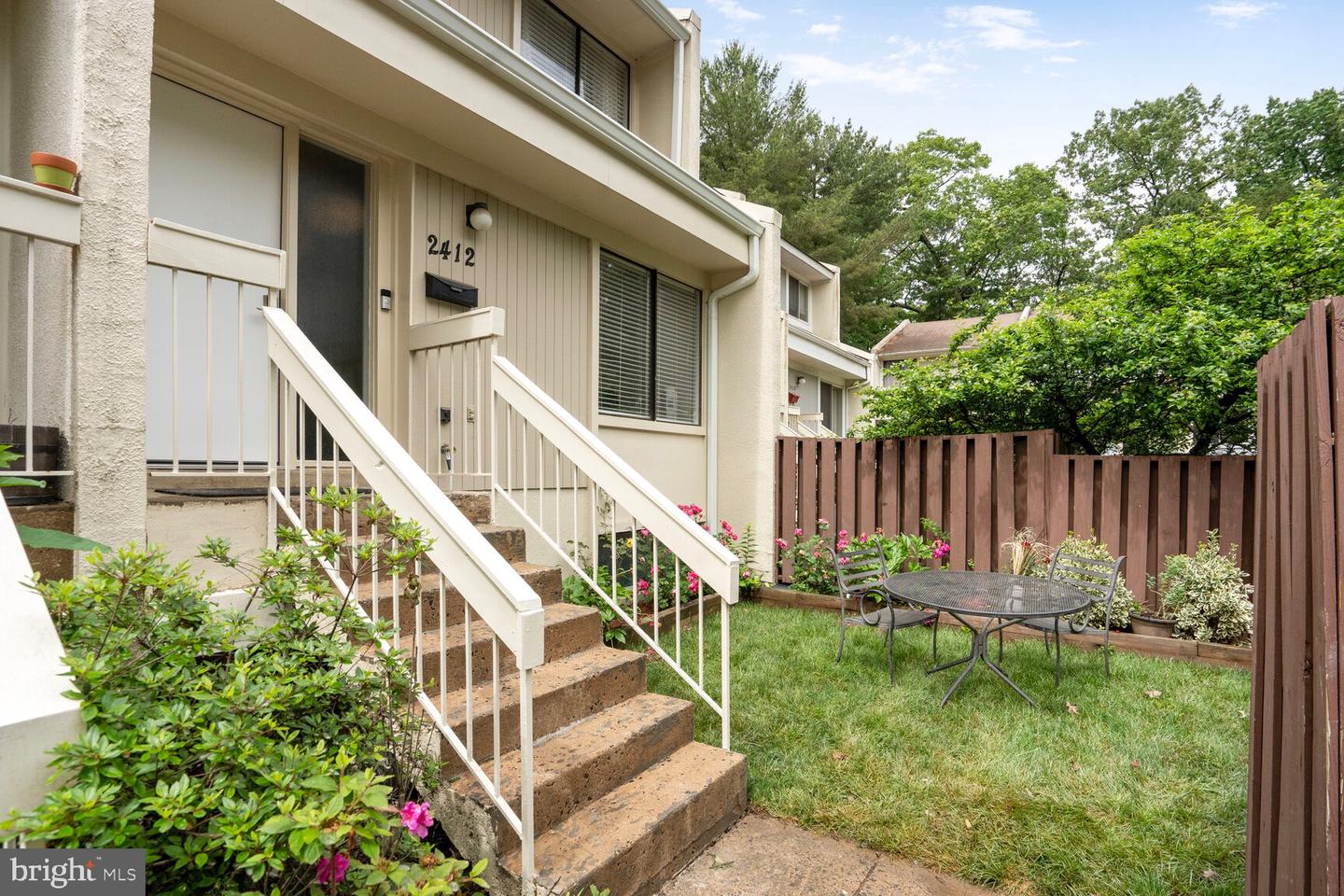 2412 SOUTHGATE SQ, RESTON, Virginia 20191, 3 Bedrooms Bedrooms, ,3 BathroomsBathrooms,Residential,For sale,2412 SOUTHGATE SQ,VAFX2241870 MLS # VAFX2241870