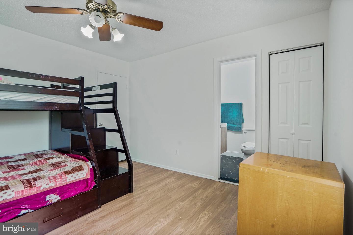 2412 SOUTHGATE SQ, RESTON, Virginia 20191, 3 Bedrooms Bedrooms, ,3 BathroomsBathrooms,Residential,For sale,2412 SOUTHGATE SQ,VAFX2241870 MLS # VAFX2241870
