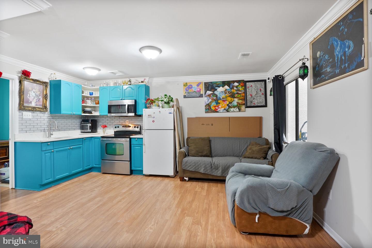 2412 SOUTHGATE SQ, RESTON, Virginia 20191, 3 Bedrooms Bedrooms, ,3 BathroomsBathrooms,Residential,For sale,2412 SOUTHGATE SQ,VAFX2241870 MLS # VAFX2241870