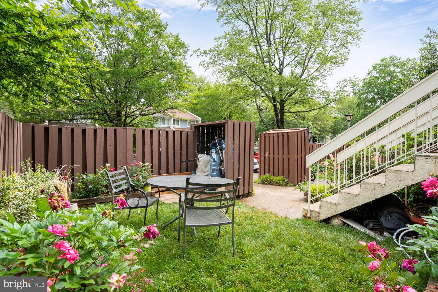 2412 SOUTHGATE SQ, RESTON, Virginia 20191, 3 Bedrooms Bedrooms, ,3 BathroomsBathrooms,Residential,For sale,2412 SOUTHGATE SQ,VAFX2241870 MLS # VAFX2241870