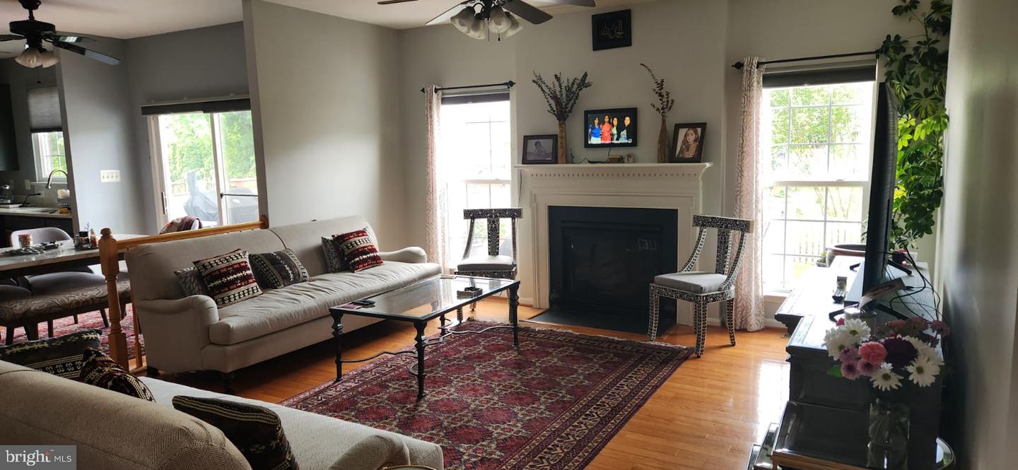 9871 UPPER MILL LOOP, BRISTOW, Virginia 20136, 4 Bedrooms Bedrooms, ,3 BathroomsBathrooms,Residential,For sale,9871 UPPER MILL LOOP,VAPW2095082 MLS # VAPW2095082