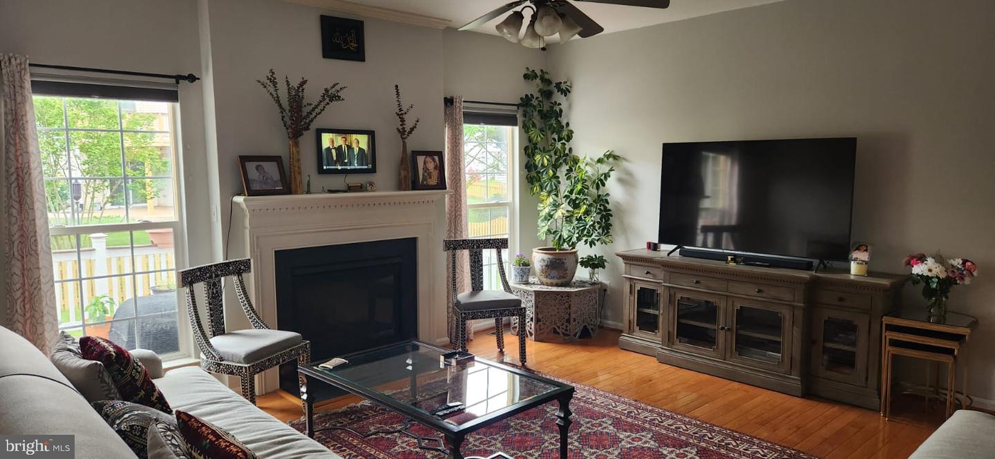 9871 UPPER MILL LOOP, BRISTOW, Virginia 20136, 4 Bedrooms Bedrooms, ,3 BathroomsBathrooms,Residential,For sale,9871 UPPER MILL LOOP,VAPW2095082 MLS # VAPW2095082