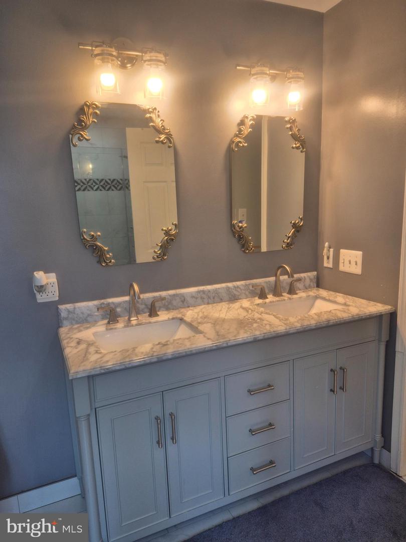 9871 UPPER MILL LOOP, BRISTOW, Virginia 20136, 5 Bedrooms Bedrooms, ,3 BathroomsBathrooms,Residential,For sale,9871 UPPER MILL LOOP,VAPW2095082 MLS # VAPW2095082