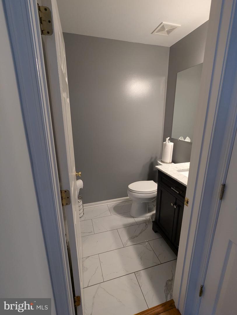 9871 UPPER MILL LOOP, BRISTOW, Virginia 20136, 5 Bedrooms Bedrooms, ,3 BathroomsBathrooms,Residential,For sale,9871 UPPER MILL LOOP,VAPW2095082 MLS # VAPW2095082