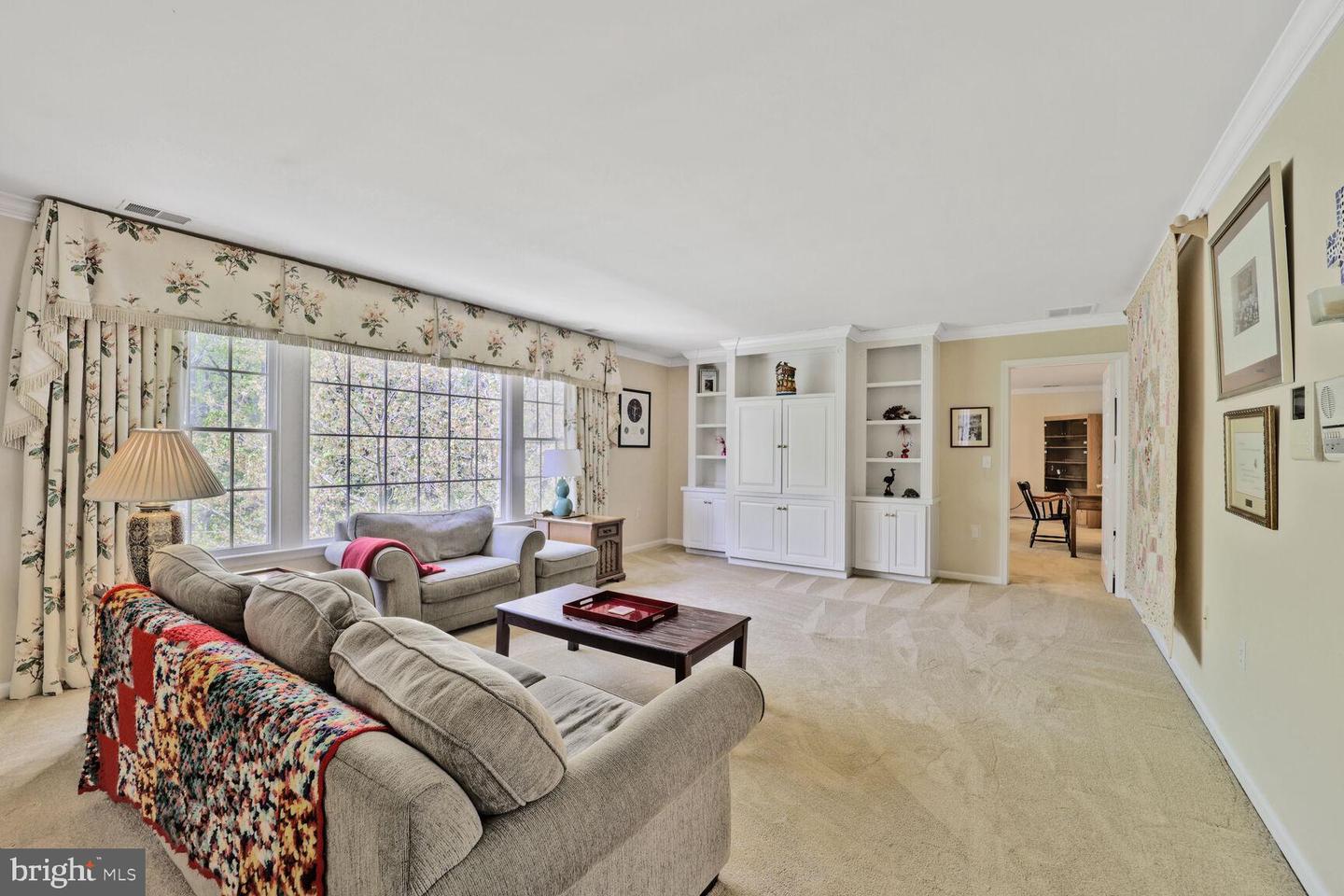 5133 52ND ST NW, WASHINGTON, District Of Columbia 20016, 5 Bedrooms Bedrooms, ,5 BathroomsBathrooms,Residential,For sale,5133 52ND ST NW,DCDC2201512 MLS # DCDC2201512