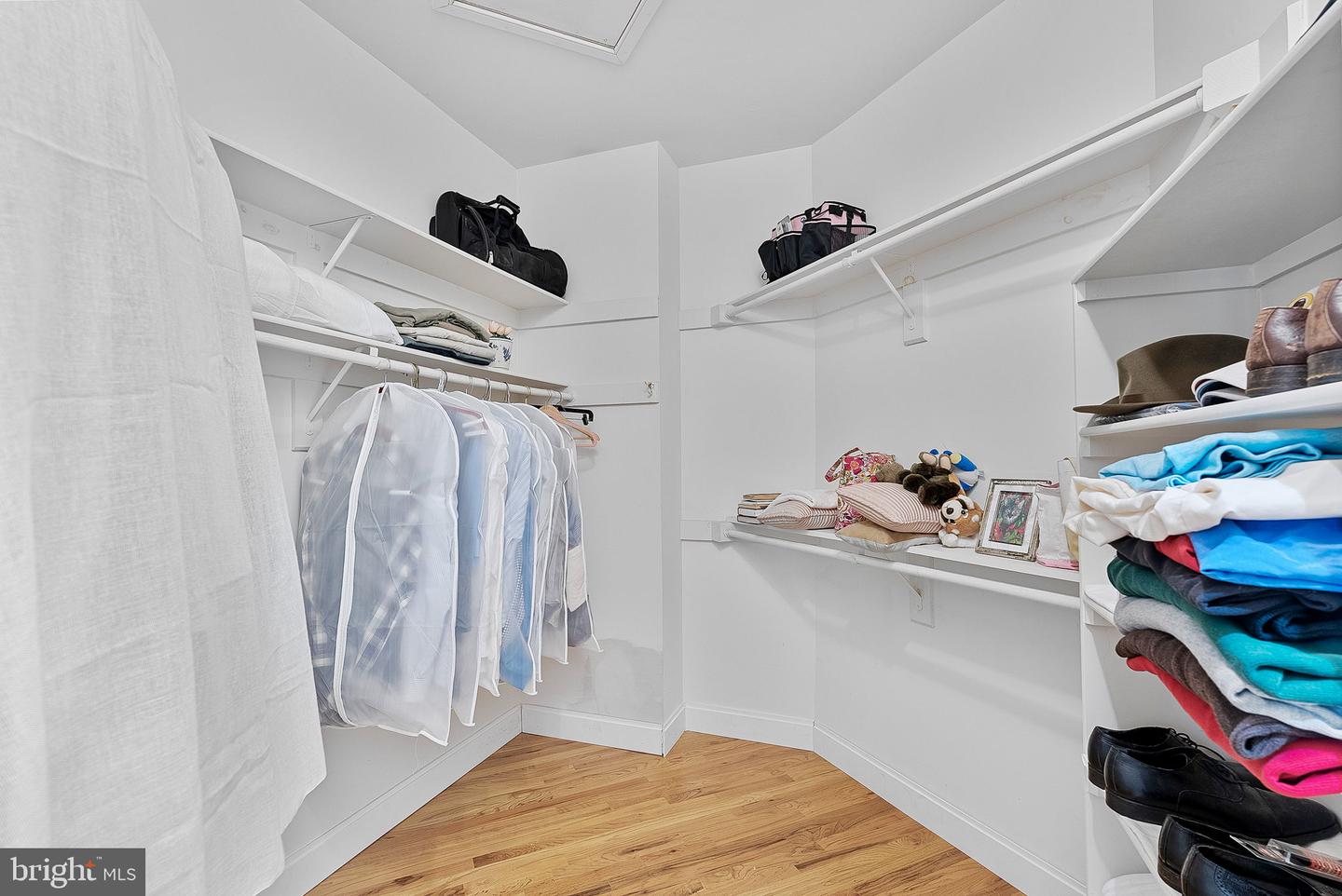 1445 WATERFRONT RD, RESTON, Virginia 20194, 5 Bedrooms Bedrooms, ,4 BathroomsBathrooms,Residential,For sale,1445 WATERFRONT RD,VAFX2241958 MLS # VAFX2241958