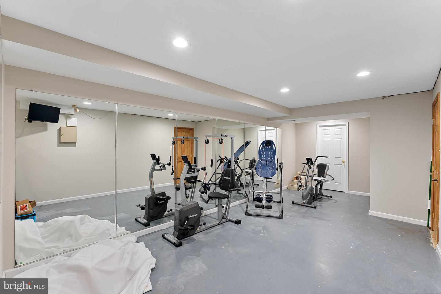 1445 WATERFRONT RD, RESTON, Virginia 20194, 5 Bedrooms Bedrooms, ,4 BathroomsBathrooms,Residential,For sale,1445 WATERFRONT RD,VAFX2241958 MLS # VAFX2241958