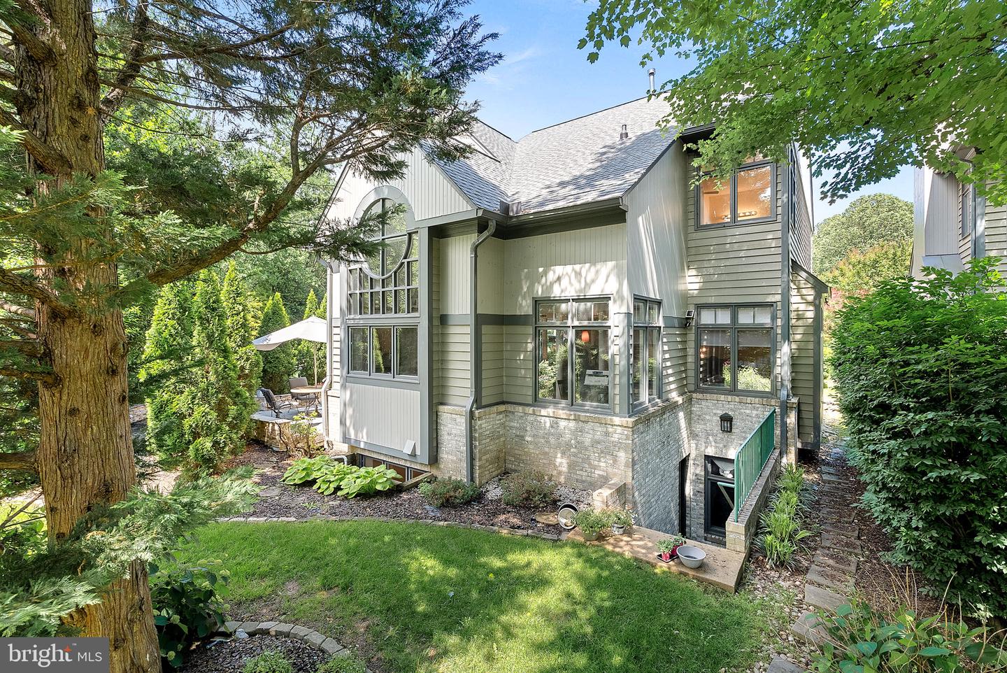 1445 WATERFRONT RD, RESTON, Virginia 20194, 5 Bedrooms Bedrooms, ,4 BathroomsBathrooms,Residential,For sale,1445 WATERFRONT RD,VAFX2241958 MLS # VAFX2241958