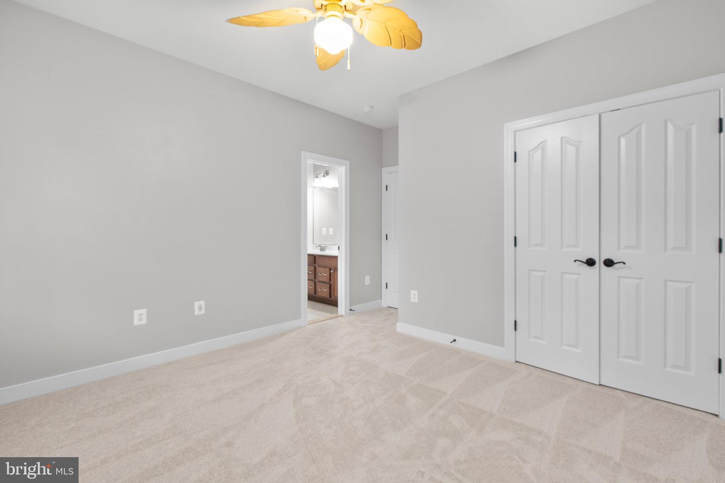 12604 HIDDEN HILLS LN, FREDERICKSBURG, Virginia 22407, 5 Bedrooms Bedrooms, ,4 BathroomsBathrooms,Residential,For sale,12604 HIDDEN HILLS LN,VASP2033268 MLS # VASP2033268